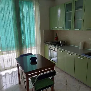 Mano' S Place , Tirana Albania
