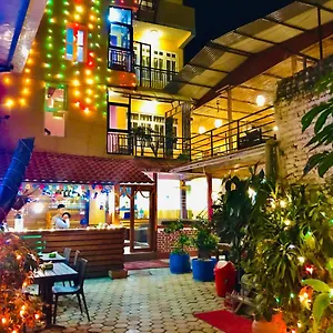the-doors-hotel-restro-bar.hotels-kathmandu.com/
